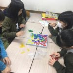 小学生はパズルゲーム大会をしました